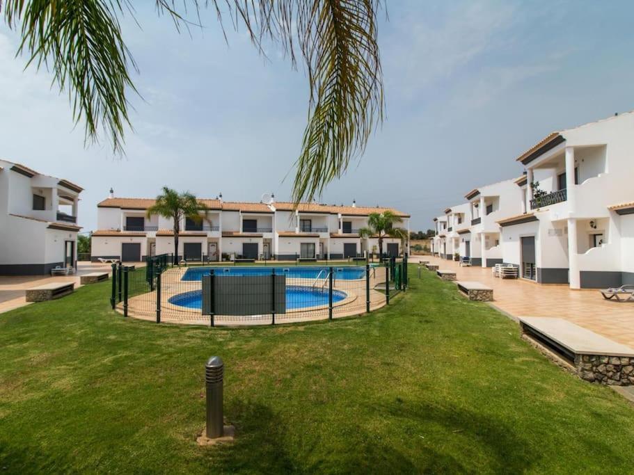 Magnolia O House - Pool View & Privat Garden & Garage Villa Albufeira Exterior photo